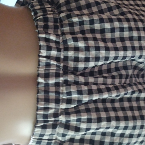 Short - Picture 3 of 3